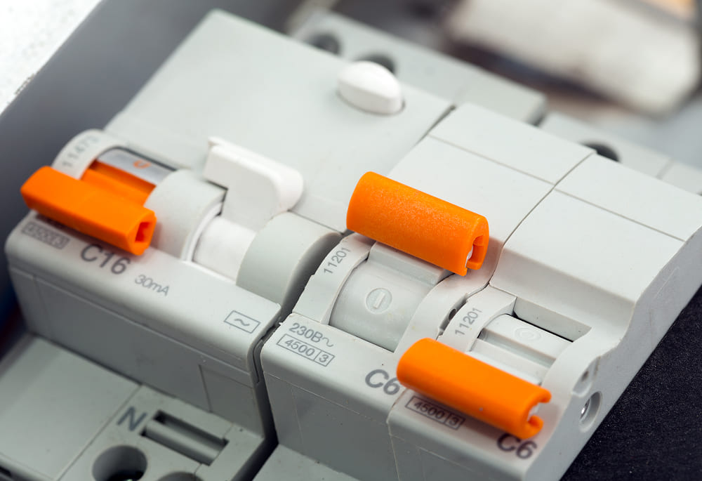 Автоматические выключатели